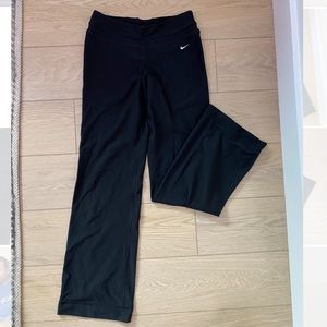 Nike wide leg workout pant